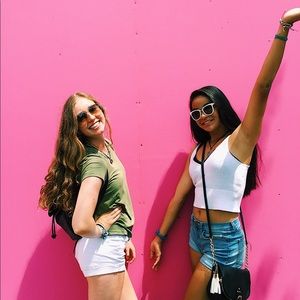 Meet your Posher, Olivia